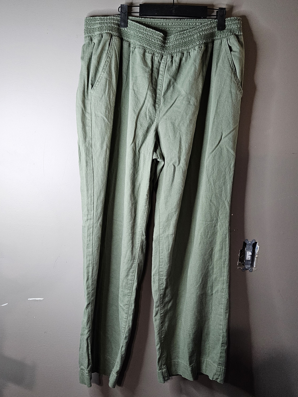 Briggs Light Olive Green Women's Wide-Leg Casual Pants Waist 19" Inseam 30"